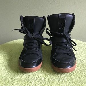 D&G Black Leather Mirage Mid Lace Up Women Sneakers Size 6